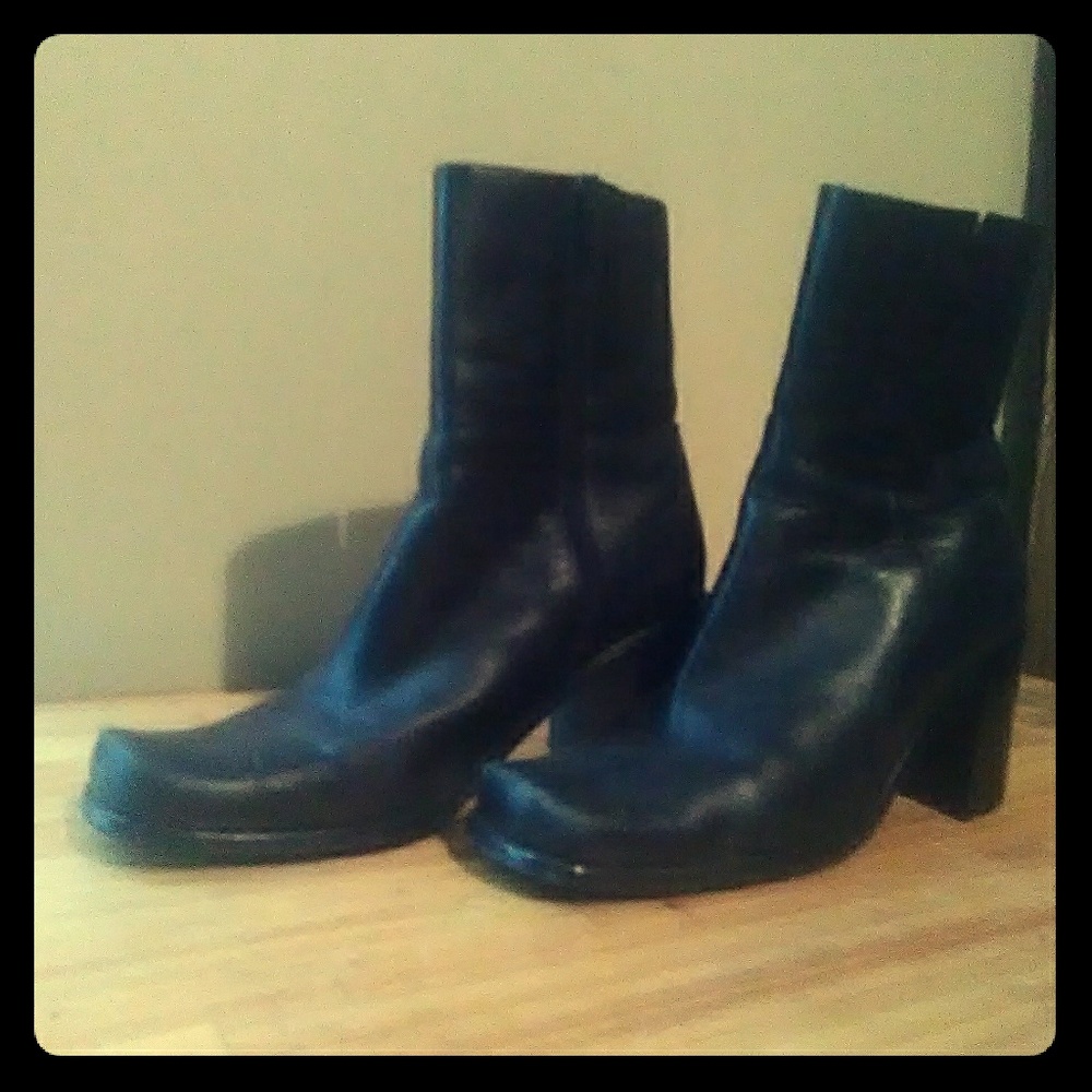 Vintage leather booties square toe chunky heel